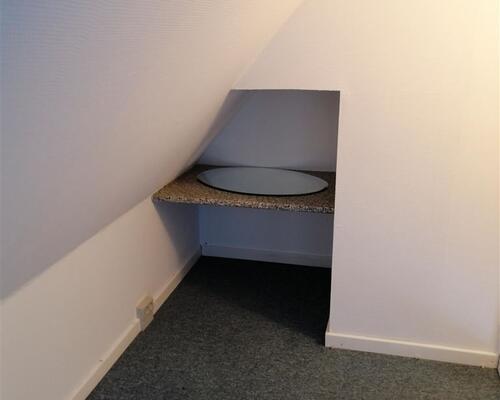 Spændende 3-v lejlighed i landejendom