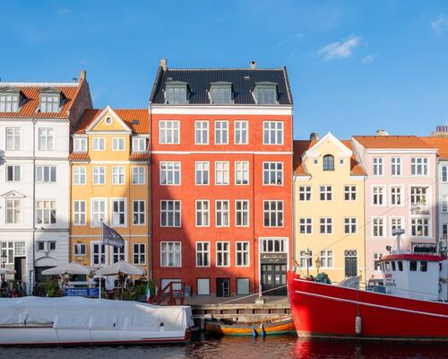 PENTHOUSE MED ELEVATOR &amp; TAGTERRASSE DIREKTE TIL KANALEN