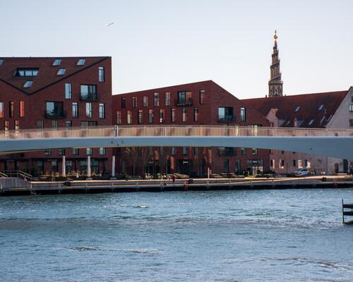 PENTHOUSE MED ELEVATOR &amp; TAGTERRASSE DIREKTE TIL KANALEN