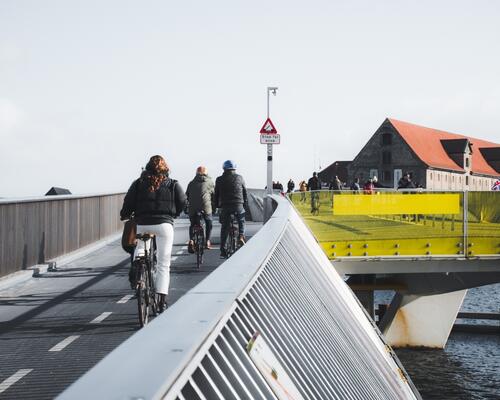 PENTHOUSE MED ELEVATOR &amp; TAGTERRASSE DIREKTE TIL KANALEN