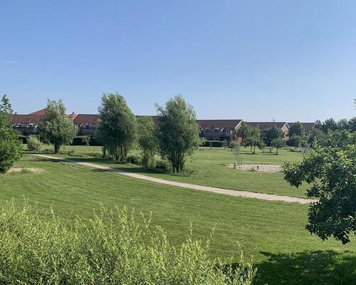 2-værelses velindrettet og lys lejlighed