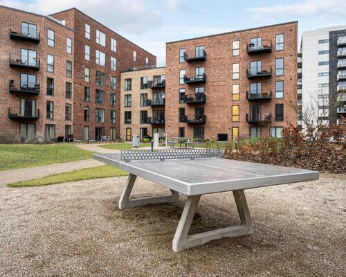 Flot lejlighed med stor altan ☀️ Oplagt til deling af 2<br>