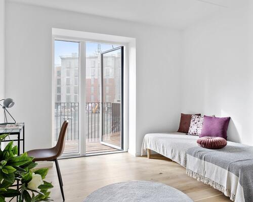 Flot lejlighed med stor altan og højt kvalitetsniveau<br>