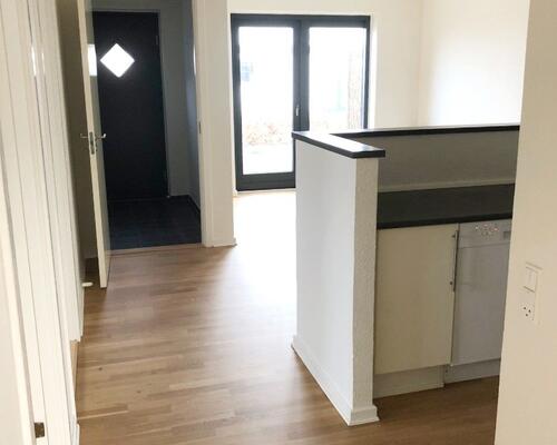 Stort rækkehus med 4 værelser, have og 2 terrasser