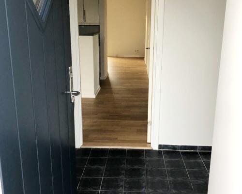 Stort rækkehus med 4 værelser, have og 2 terrasser