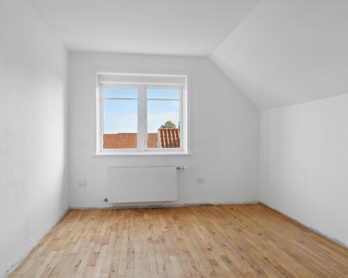 Renoveret 3 plans villa med skøn have, Aarhus N