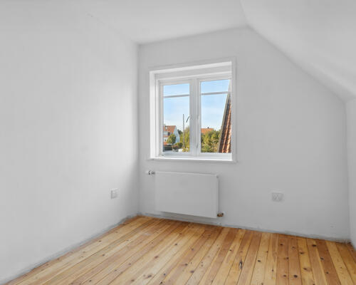 Renoveret 3 plans villa med skøn have, Aarhus N