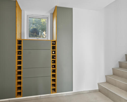 Renoveret 3 plans villa med skøn have, Aarhus N