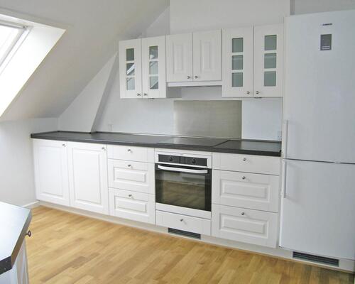 Super fin 177 m2 lejlighed med 4 værelser i hjertet af midtbyen