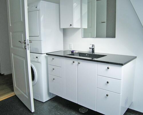 Super fin 177 m2 lejlighed med 4 værelser i hjertet af midtbyen