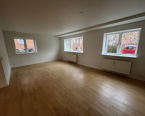 Fint stort kælderlejemål ved Storcenter Nord