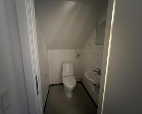 Fint stort kælderlejemål ved Storcenter Nord