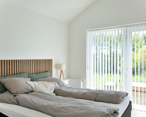 Moderne nybygget rækkehus ved Fuglsang Sø