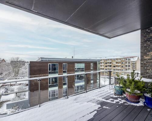 Fuldt møbleret lejlighed med kig til Øresund | København Ø