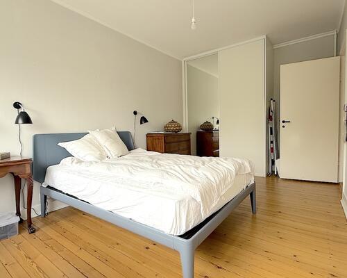 Skøn møbleret lejlighed i Hellerup