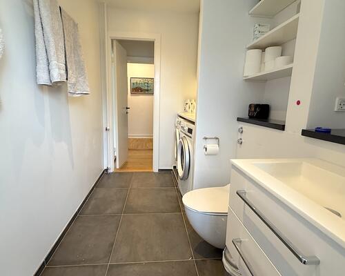 Skøn møbleret lejlighed i Hellerup