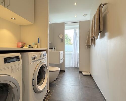 Skøn møbleret lejlighed i Hellerup