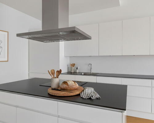 Kæmpe terrasse, altan og 2 badeværelser midt i indre by