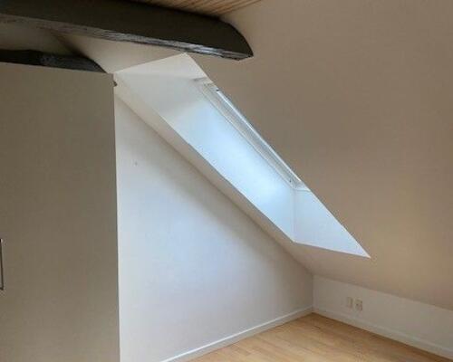 Skønt byhus i to plan - centralt i Hadsten og tæt på Århus