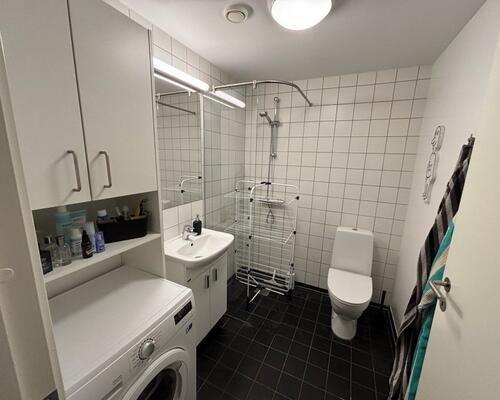 Lækker 1-værelses lejlighed med altan