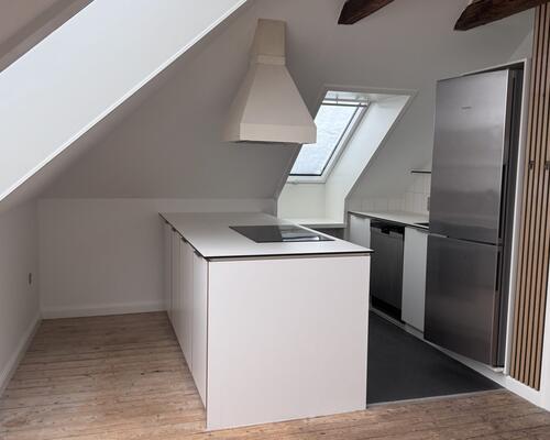 3 værelse tæt på S-tog og indkøb