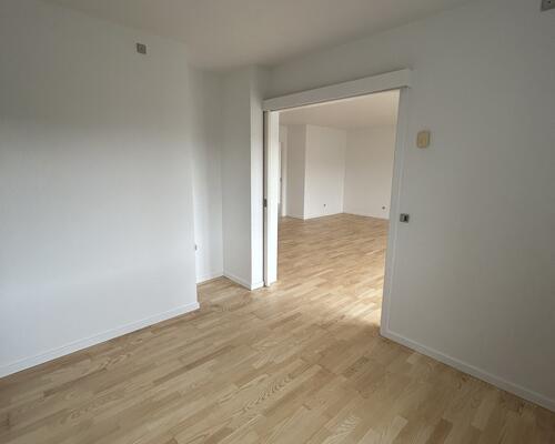 Stor 1 sals lejlighed på Flaskehalsen, 5240 Odense NØ udlejes.