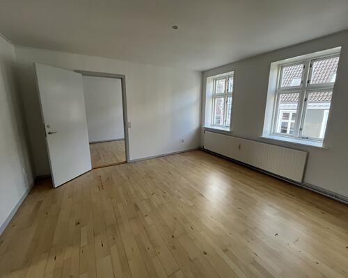 83 m2 på strøget i Vejle