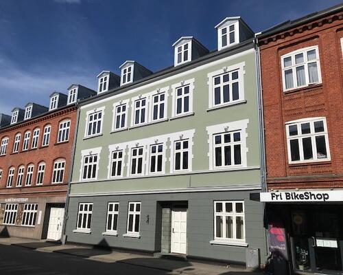 Vejle - Centrum, lys 2-3vær m balkon