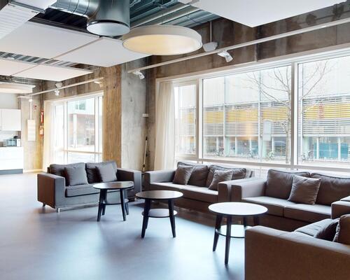 1-værelses studiebolig med depotrum