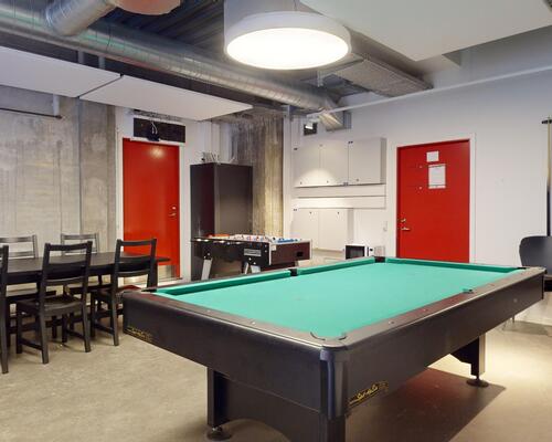 1-værelses studiebolig med depotrum