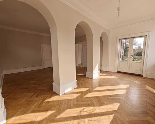 Skøn villalejlighed med have | Hellerup