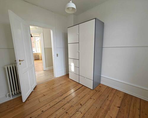 Skøn villalejlighed med have | Hellerup