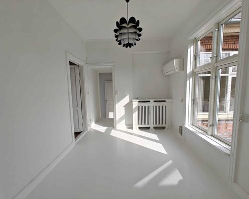 Skøn villalejlighed med have | Hellerup