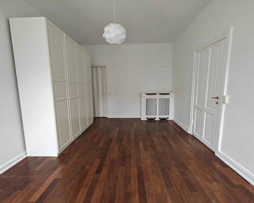 Skøn villalejlighed med have | Hellerup