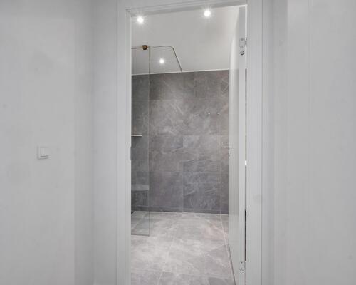 Moderne townhouse med skøn udsigt og gode faciliteter