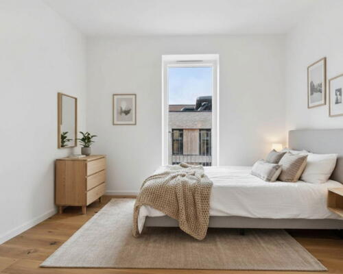 Stor og rummelig 3-værelses lejlighed med god altan og stort badeværelse