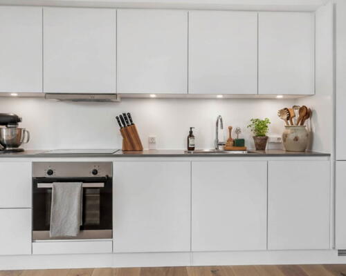 Stor og rummelig 3-værelses lejlighed med god altan og stort badeværelse