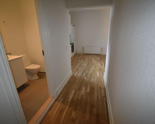 Renoveret 2er midt på gågaden