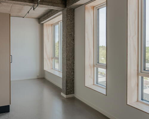 Rummeligt studio et stenkast fra Amagerbro