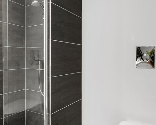 Flot 3 værelses lejlighed med altan