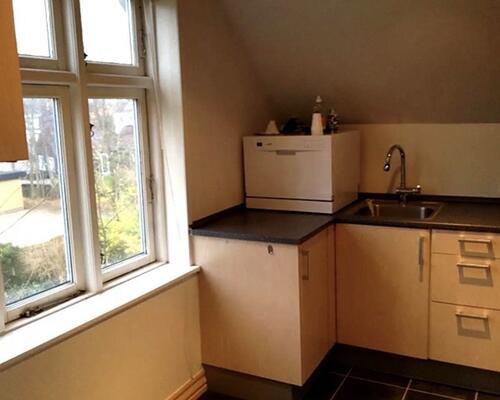 Flot og velholdt lejlighed i hyggelige omgivelser