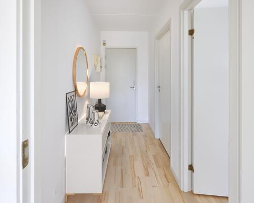 Skøn 2-værelses lejlighed med altan og tæt på Aarhus