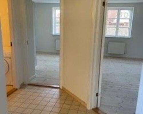 Dejlig stuelejlighed i BISGAARDEN