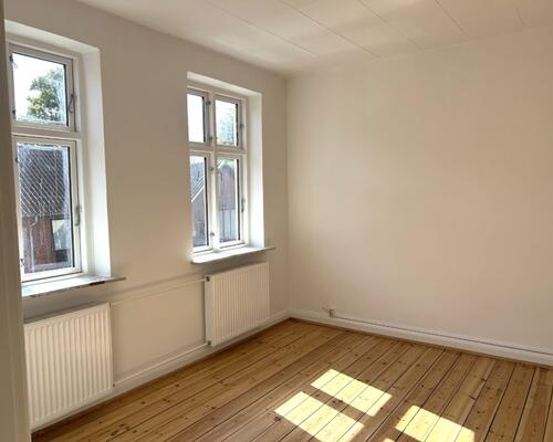 Flot lys 4-vær. lejlighed i på lukket rolig vej i Nyborg – 116 Kvm