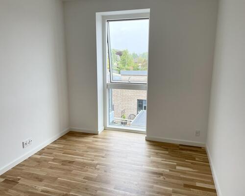 4 vær. rækkehus udlejes