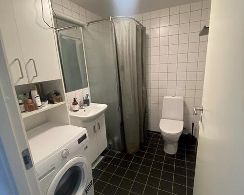 Skøn delevenlig lejlighed med altan