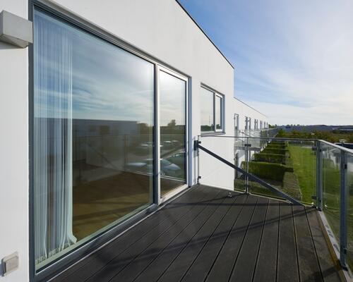 Delevenlig 3-værelses med stor altan