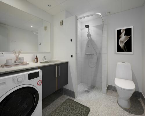 2-værelses lejlighed med altan kun 5 km fra Aarhus C