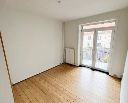 Skøn 3-værelses lejlighed med altan i Aalborgs populære Vestby