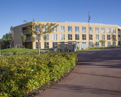 Velindrettet og lys 2-værelses studiebolig i Aalborg Øst